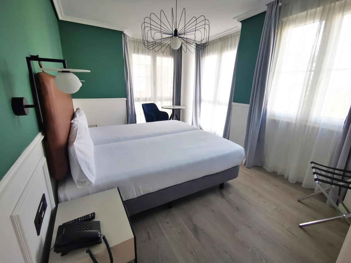 Hotel Don Rodrigo Palencia Eksteriør billede