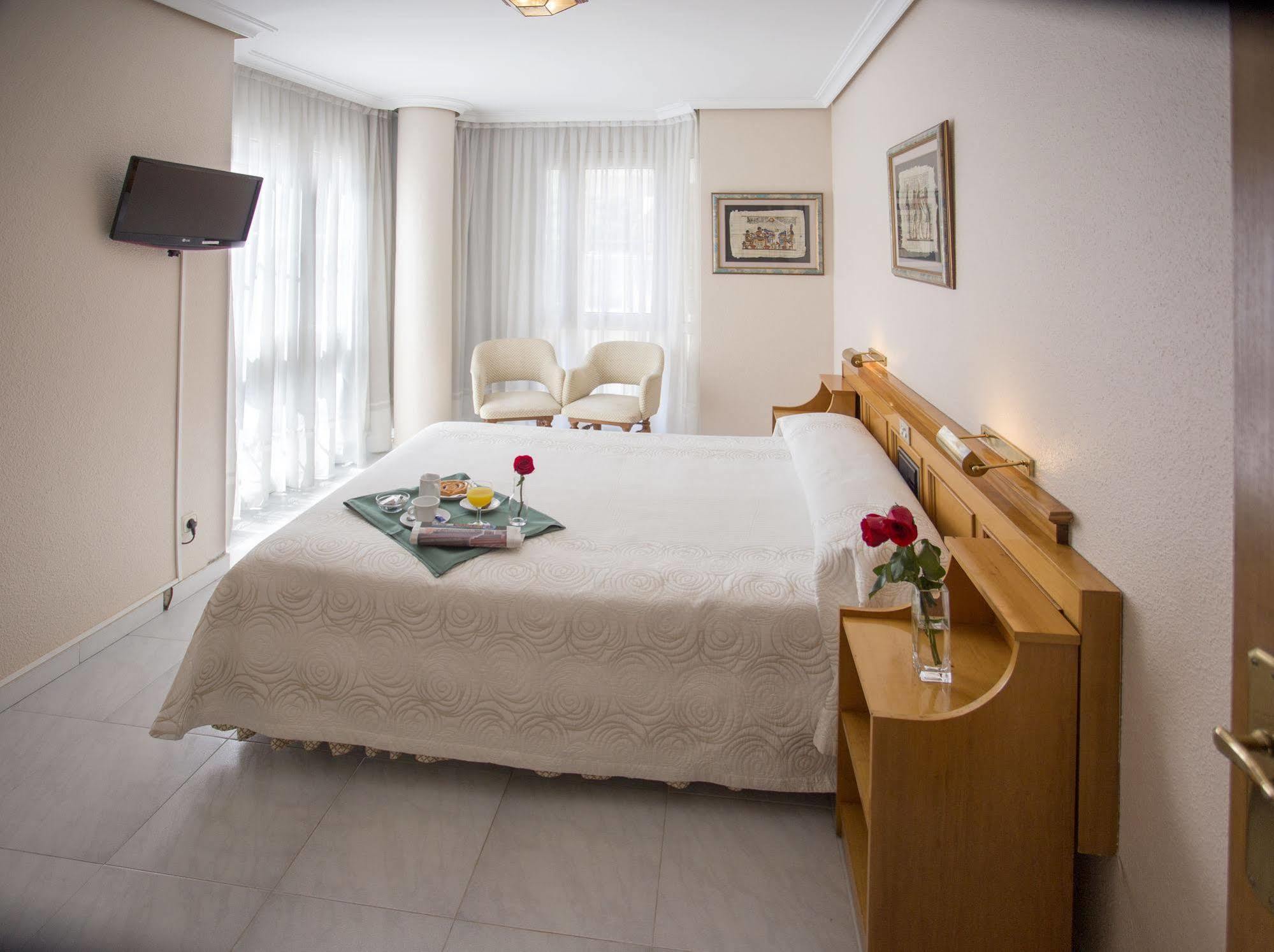 Hotel Don Rodrigo Palencia Eksteriør billede